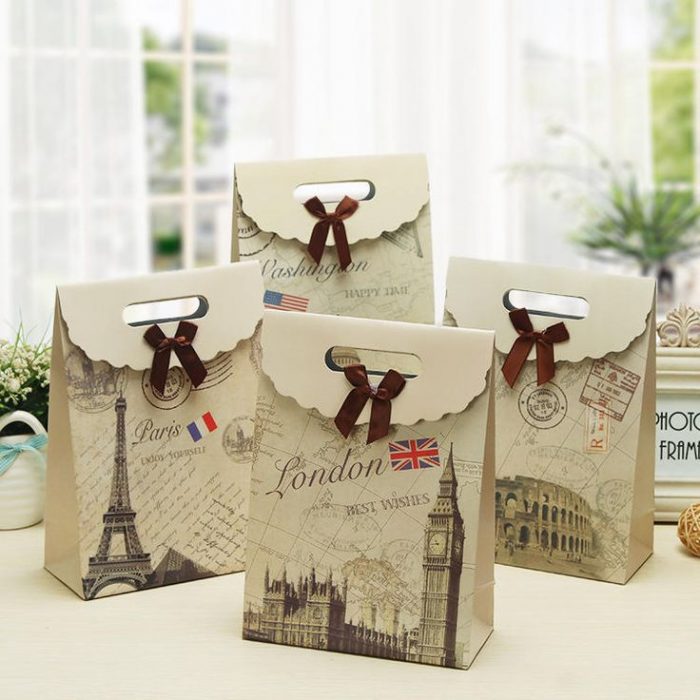 Túi giấy quà tặng