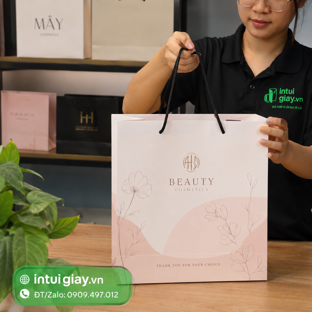 Túi giấy đựng mỹ phẩm Ngọn Hải Đăng